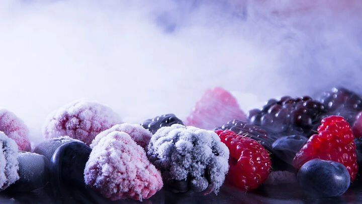 رشد مصرف نیتروژن مایع در صنایع غذایی و دارویی؛ چه استانداردهایی مهماند؟