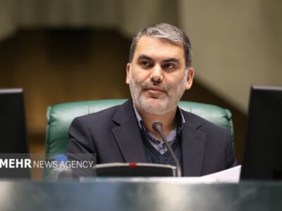 زنگنه: بودجه شرکتهای دولتی در مجلس به دقت بررسی شود