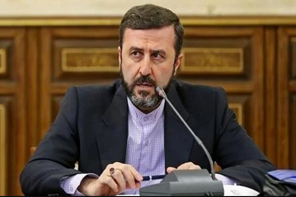 غریب‌آبادی: ایران و ایرانیان در مقابل هر توطئه‌ای، با اقتدار می‌ایستند