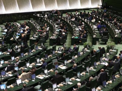 مصوبه مجلس برای خرید ۱۵۰ دستگاه ماشین‌آلات آواربرداری