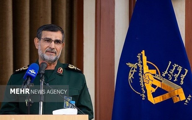 ملت ایران همچنان سدّی استوار در برابر دسیسههای دشمنان خواهند بود