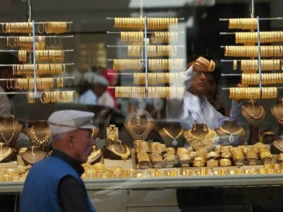 نقره آرام گرفت؛ بورس قرمز شد؛ سکه ریخت/ وضعیت بازار سرمایه روز دوشنبه ۲۷ بهمن ۱۴۰۴