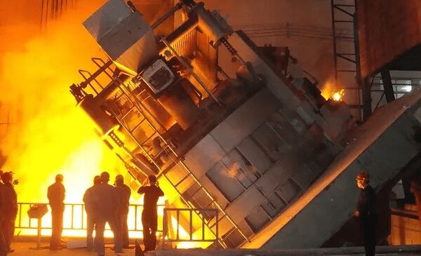 نمادهای فولادی در ۱۰ ماه به رشد ۳۶ درصدی رسیدند؛ ذوب‌آهن و فسپا غول های خسته زنگ زده