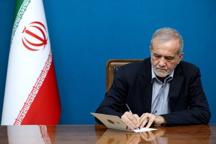 پزشکیان در پیامی درگذشت حاج محمد قمی را تسلیت گفت