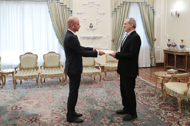 پزشکیان: رژیم صهیونیستی چالش اصلی بی‌ثباتی لبنان و منطقه است