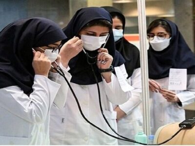 ۴۳ نماینده مجلس خواستار پرداخت به موقع کارانه کادر درمان شدند