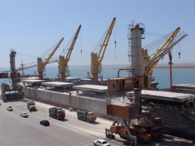 ترخیص بیش از ۵۰ هزار تن کالای اساسی در ۲۴ ساعت گذشته